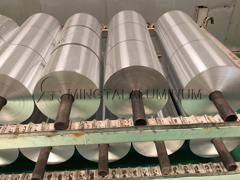 金色涂層鋁箔 8011鋁箔 8006-O鋁卷 無皺餐盒料